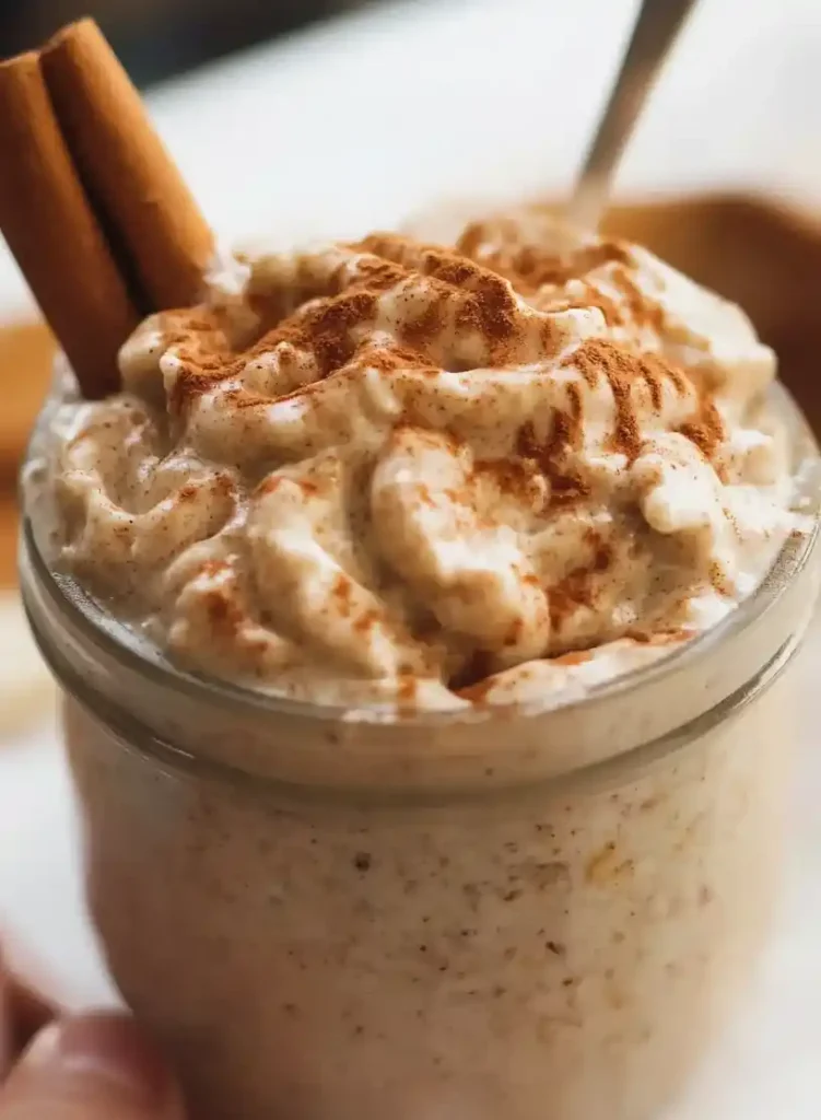 cinnamon roll overnight oats close up