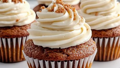 Carrot Cake Cupcakes with Cream Cheese Frosting