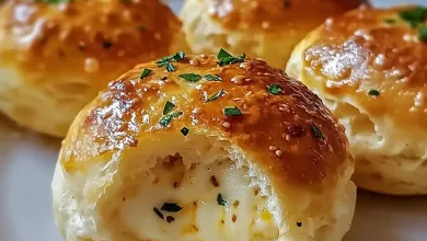 Pillsbury Biscuit Garlic Butter Cheese Bombs