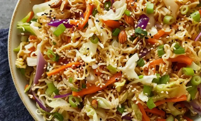 Ramen Noodle Salad with Cabbage (Quick, Crunchy & Delicious) Ramen Noodle Salad with Cabbage (Quick, Crunchy & Delicious)